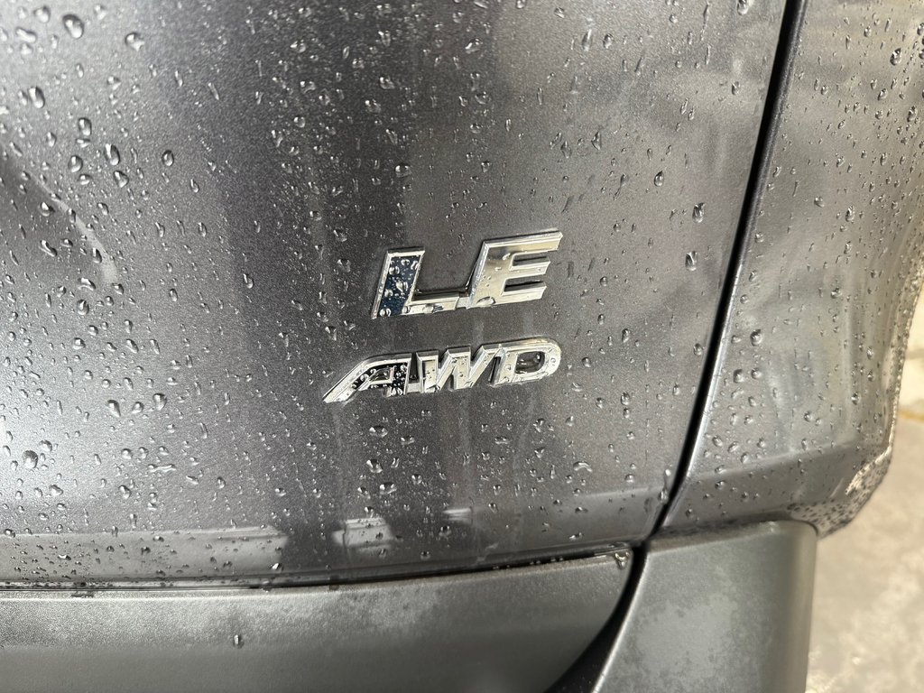 Toyota RAV4 LE AWD GARANTIE PLATINE14 MARS 2029 OU 100 000 KM 2024 à Cowansville, Québec - 10 - w1024h768px