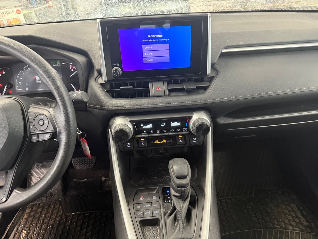 Toyota RAV4 LE AWD GARANTIE PLATINE14 MARS 2029 OU 100 000 KM 2024 à Cowansville, Québec - 18 - w1024h768px