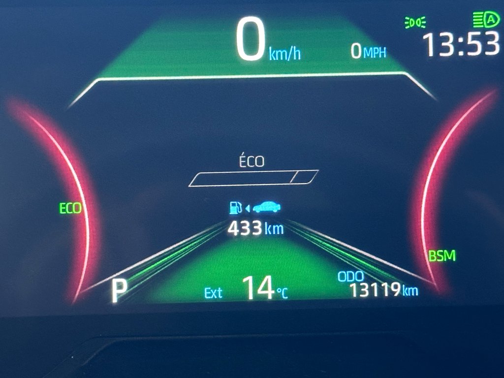 Toyota RAV4 XLE 2025 à Cowansville, Québec - 28 - w1024h768px