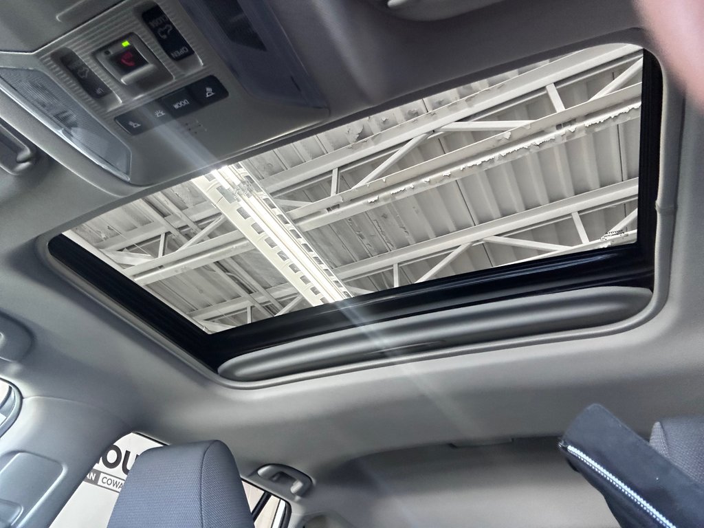 Toyota RAV4 XLE 2025 à Cowansville, Québec - 33 - w1024h768px