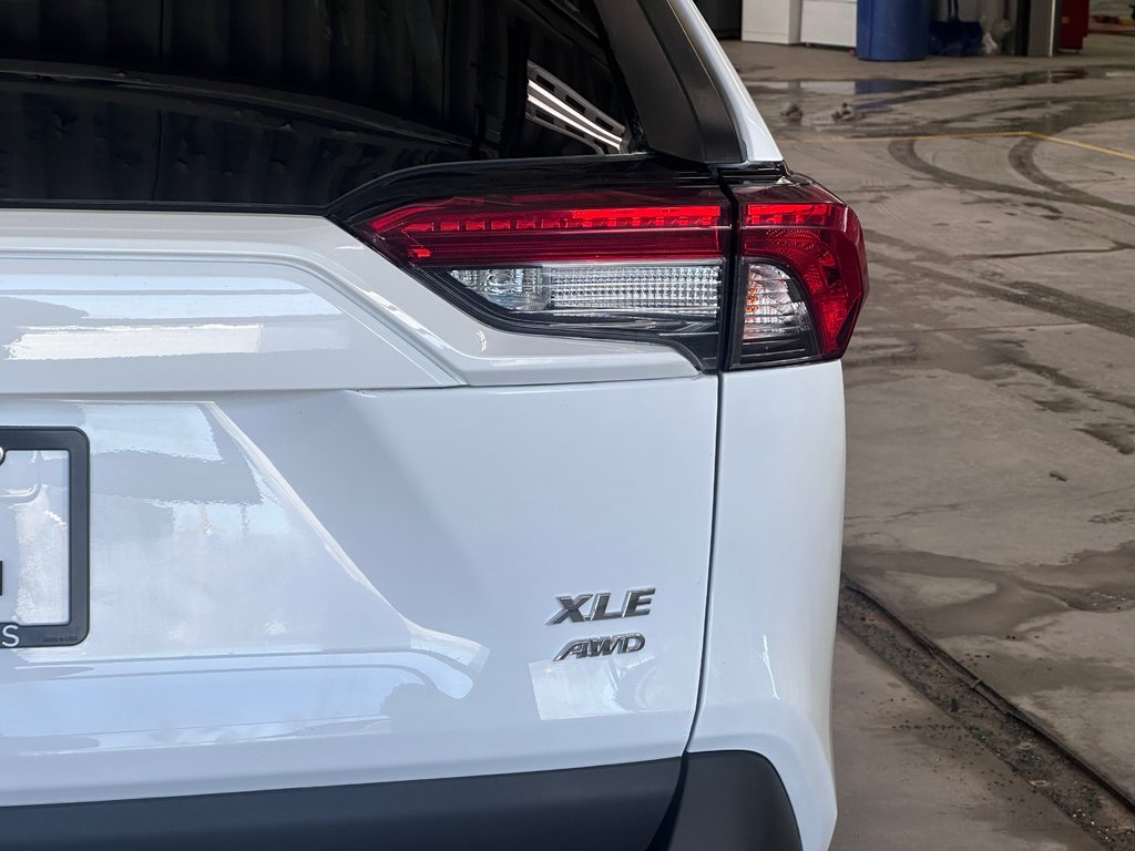 Toyota RAV4 XLE 2025 à Cowansville, Québec - 6 - w1024h768px