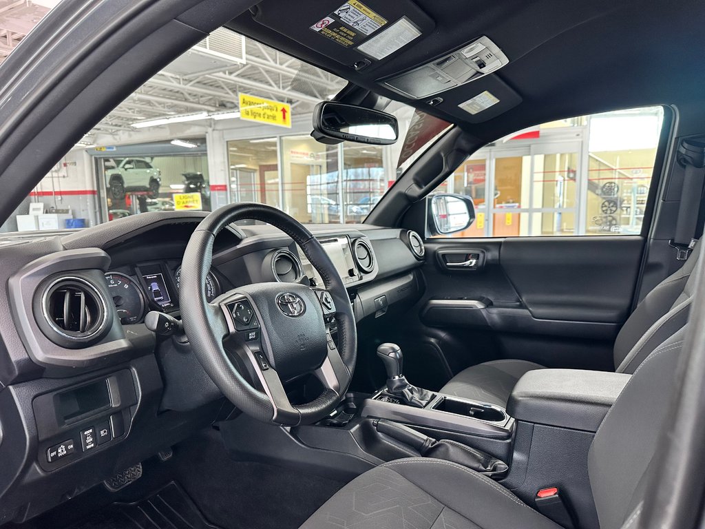 2019  Tacoma TRD SPORT 4X4 in Cowansville, Quebec - 17 - w1024h768px