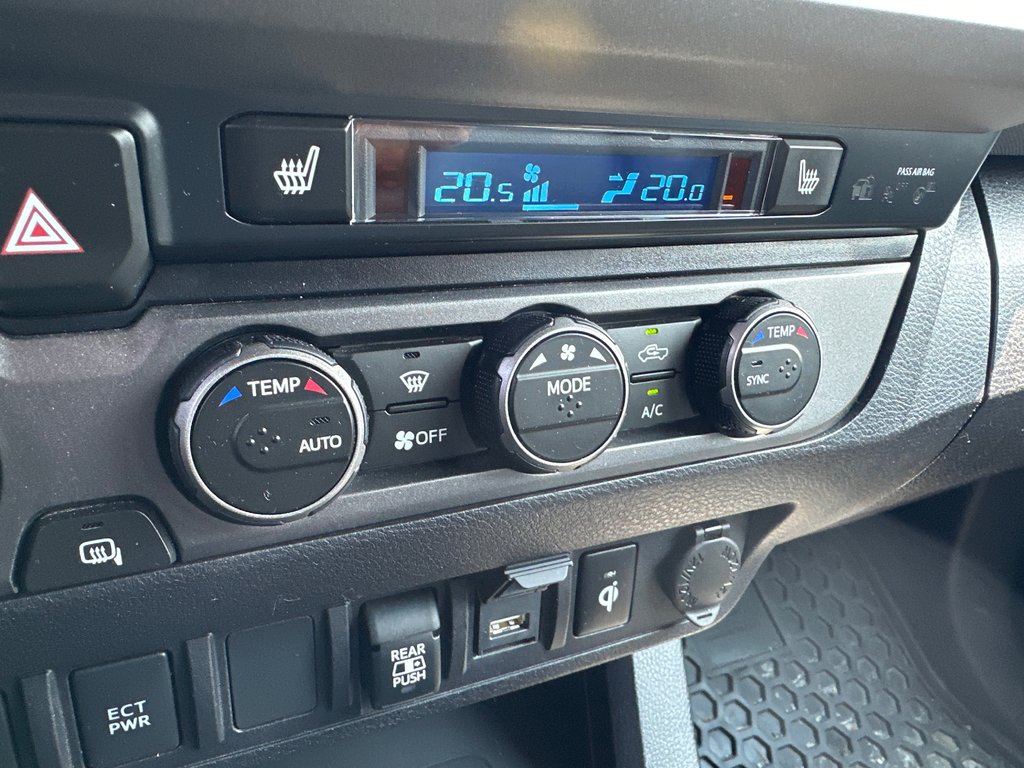 Toyota Tacoma TRD SPORT PREMIUM 2020 à Cowansville, Québec - 10 - w1024h768px