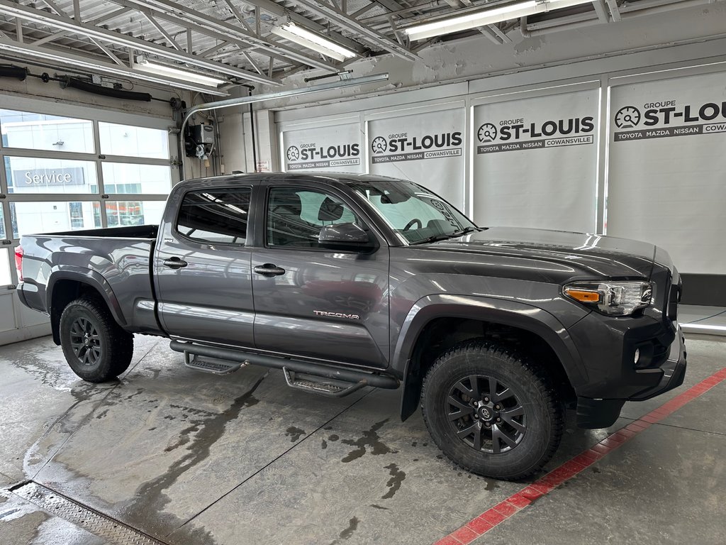 2021 Toyota Tacoma 4X4 SR5 AUTOMATIQUE DOUBLE CAB in Cowansville, Quebec - 4 - w1024h768px