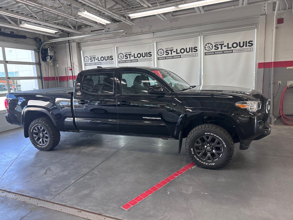2022 Toyota Tacoma SR5 in Cowansville, Quebec - 10 - w1024h768px