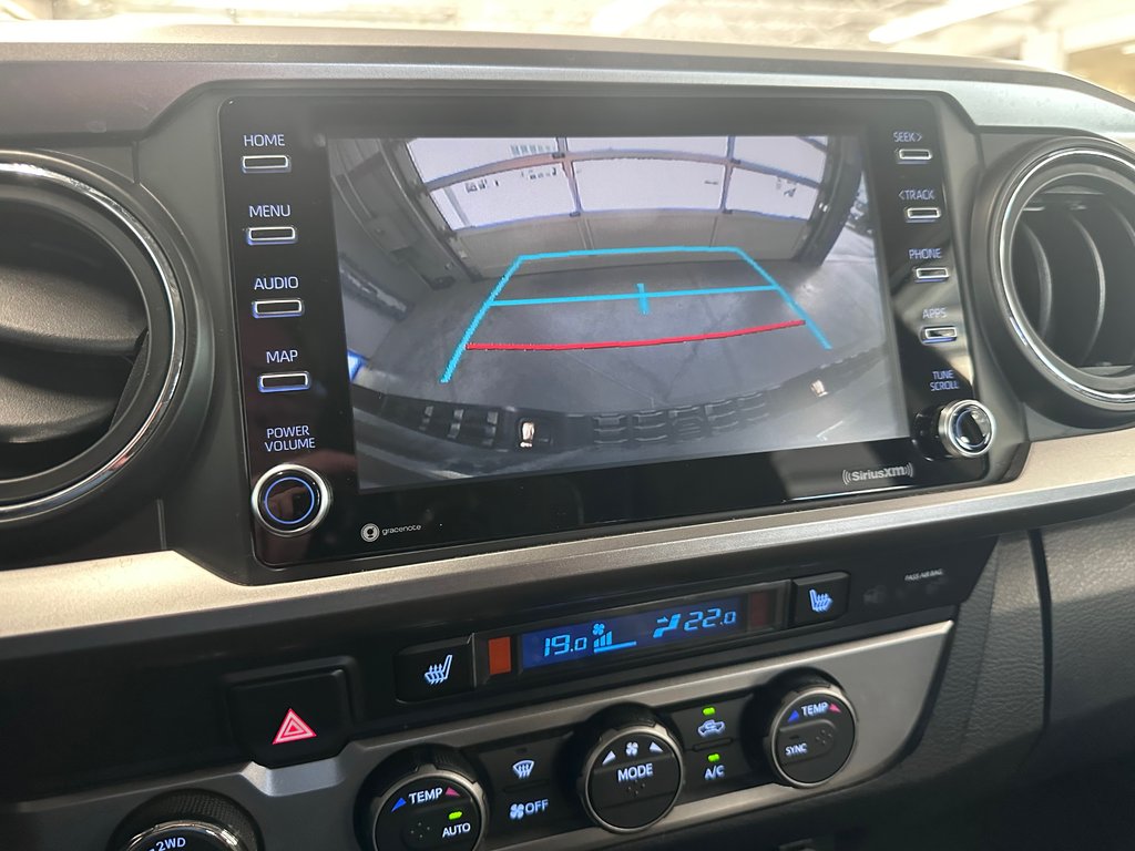 2022 Toyota Tacoma SR5 in Cowansville, Quebec - 25 - w1024h768px