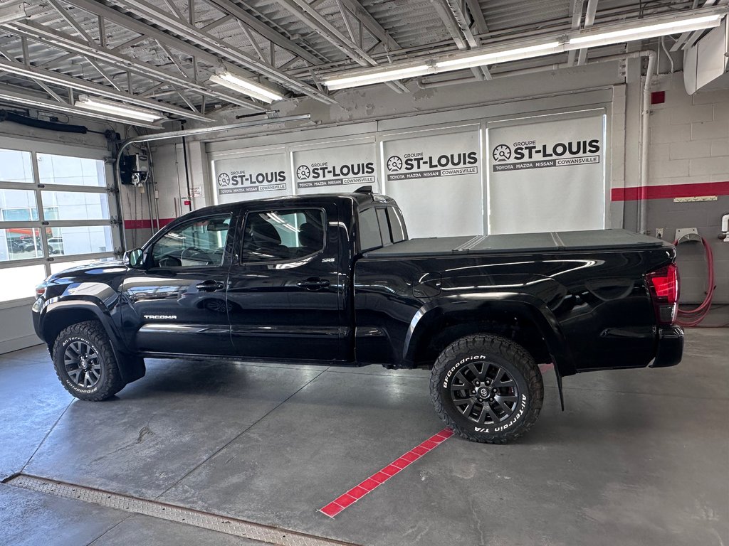 2022 Toyota Tacoma SR5 in Cowansville, Quebec - 2 - w1024h768px