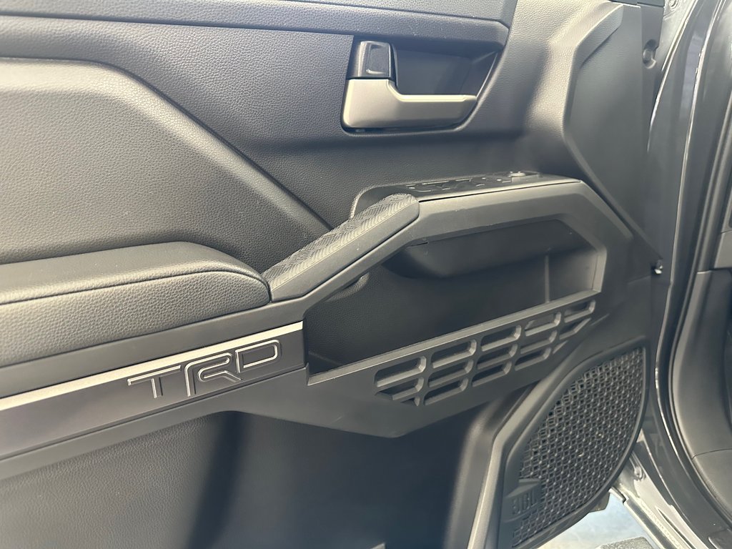 2024 Toyota Tacoma Double Cab TRD SPORT PREMIUM in Cowansville, Quebec - 34 - w1024h768px