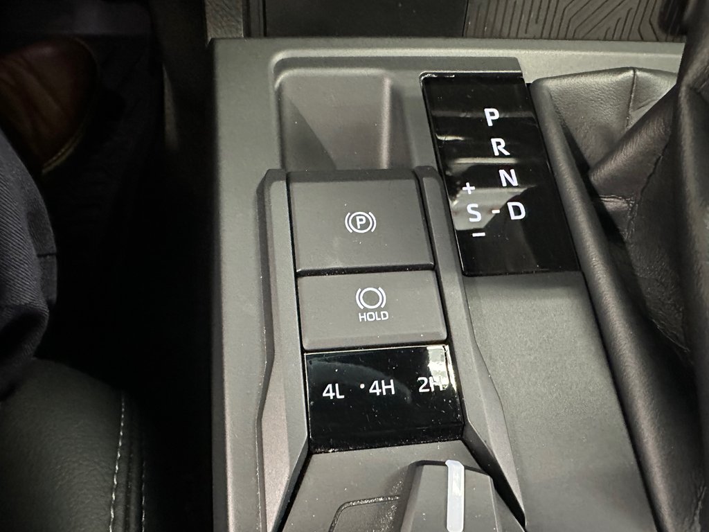 2024 Toyota Tacoma Double Cab TRD SPORT PREMIUM in Cowansville, Quebec - 23 - w1024h768px