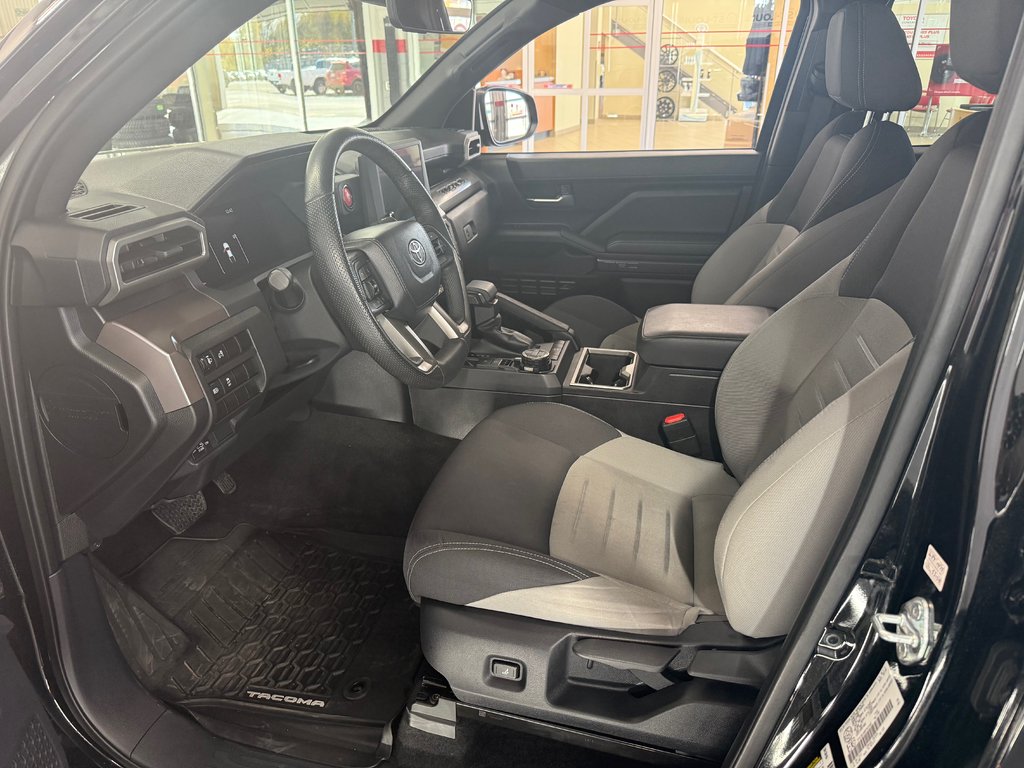 Toyota Tacoma TRD Off Road 2024 à Cowansville, Québec - 11 - w1024h768px