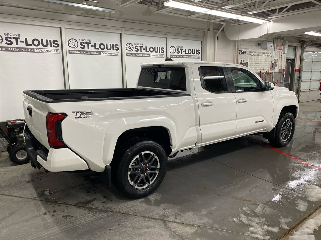 2025 Toyota Tacoma DOUBLE CAB AT in Cowansville, Quebec - 2 - w1024h768px