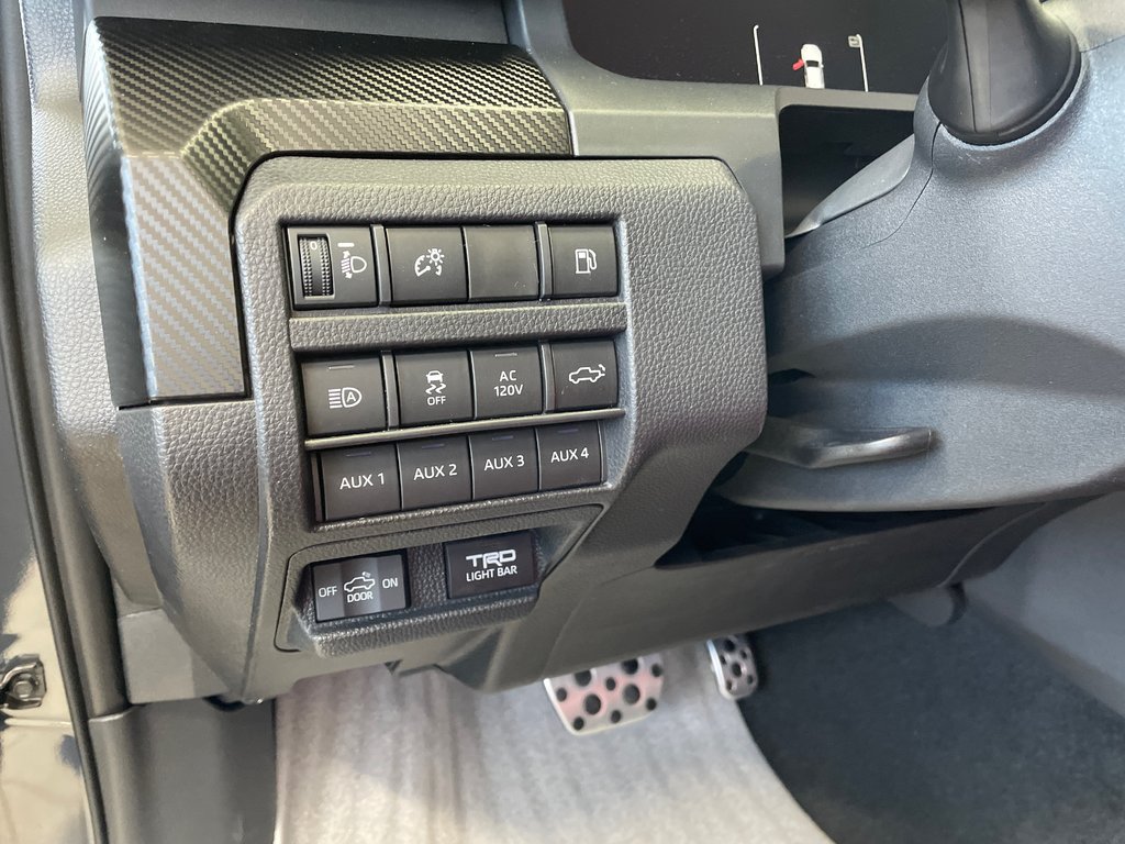 2025 Toyota Tacoma TRD Pro hybrid in Cowansville, Quebec - 9 - w1024h768px