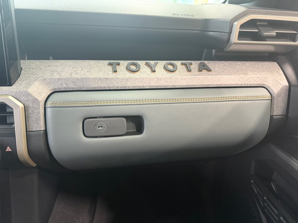 Toyota Tacoma Trailhunter Hybride 2025 à Cowansville, Québec - 19 - w1024h768px