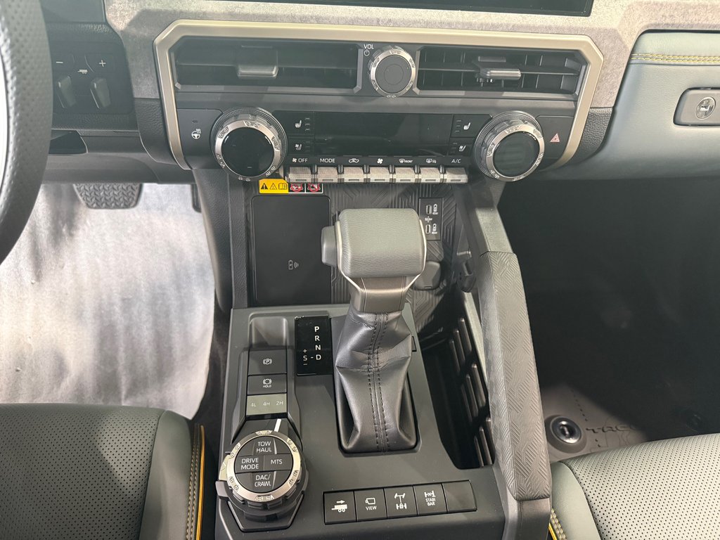 Toyota Tacoma Trailhunter Hybride 2025 à Cowansville, Québec - 23 - w1024h768px