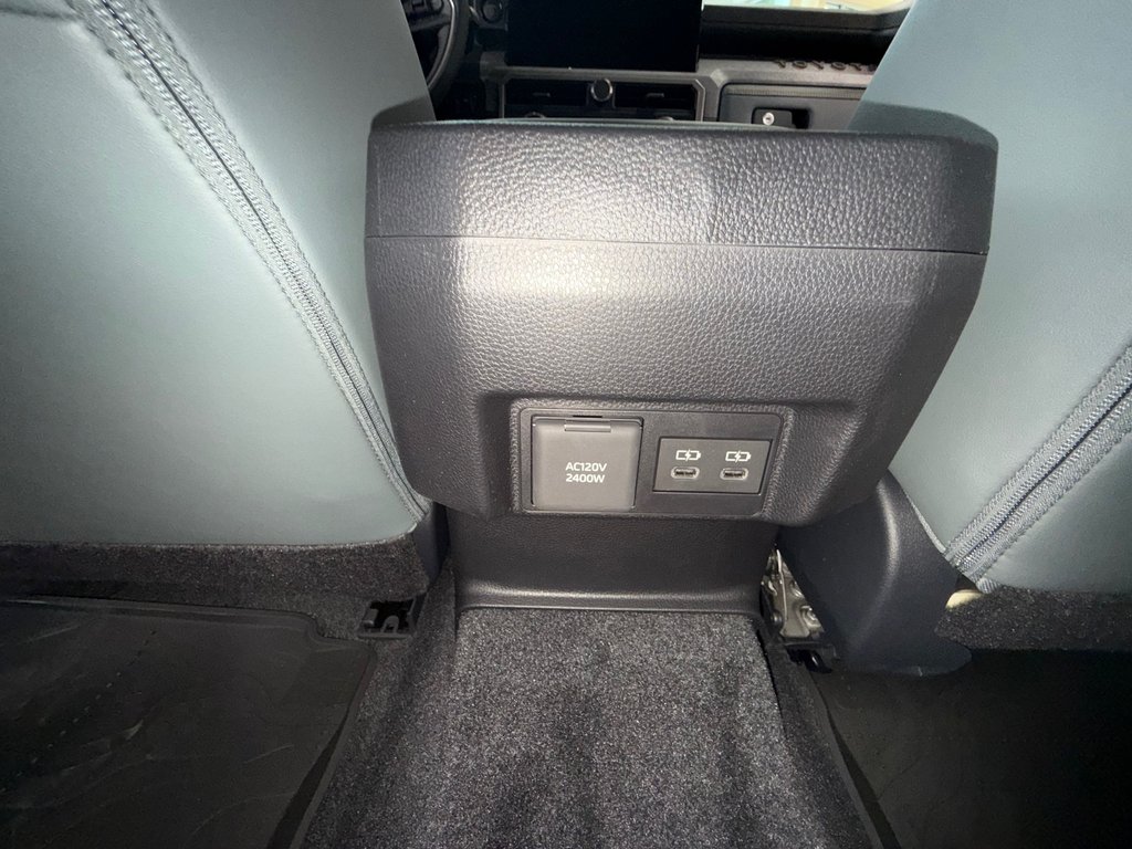 Toyota Tacoma Trailhunter Hybride 2025 à Cowansville, Québec - 13 - w1024h768px