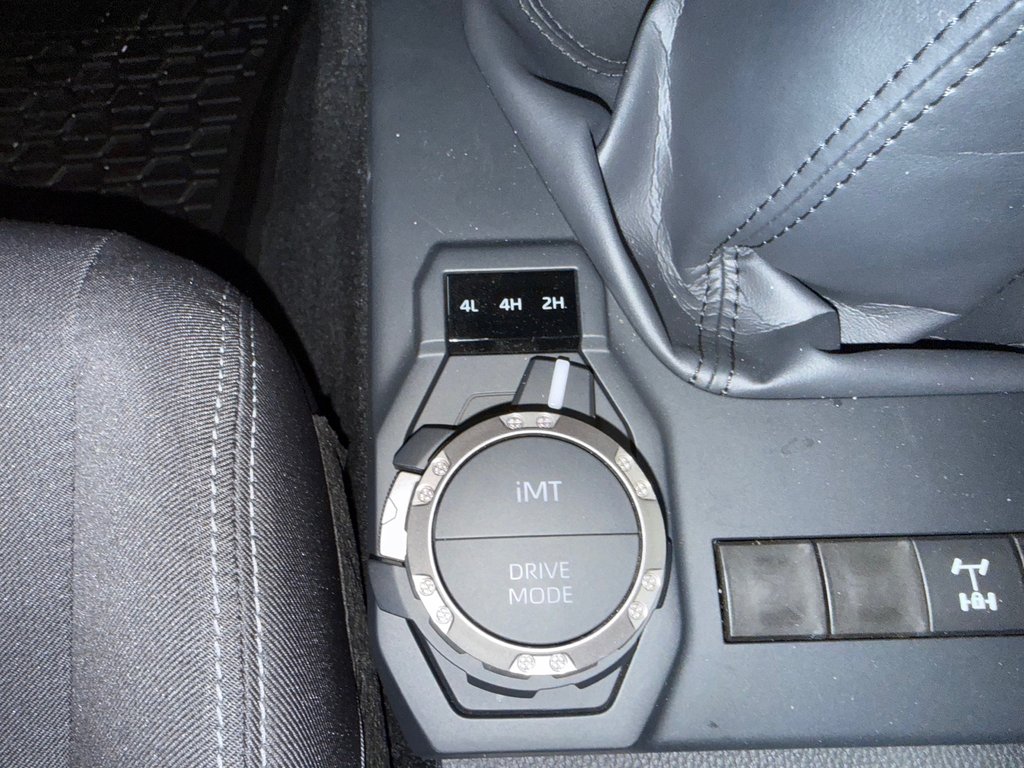 Toyota Tacoma 4x4 Double Cab 6M TRD Hors route (caisse 5 pi) 2025 à Cowansville, Québec - 34 - w1024h768px