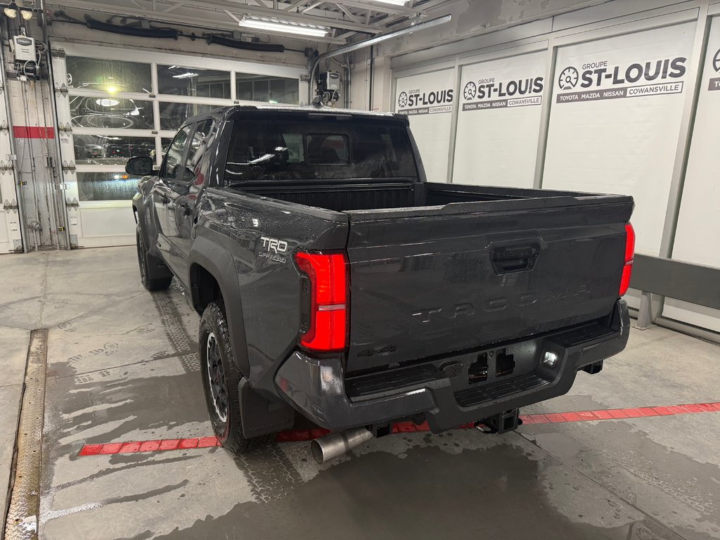 Toyota Tacoma 4x4 Double Cab 6M TRD Hors route (caisse 5 pi) 2025 à Cowansville, Québec - 42 - w1024h768px