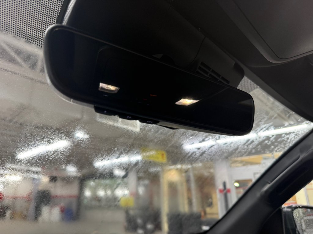 Toyota Tacoma 4x4 Double Cab 6M TRD Hors route (caisse 5 pi) 2025 à Cowansville, Québec - 31 - w1024h768px