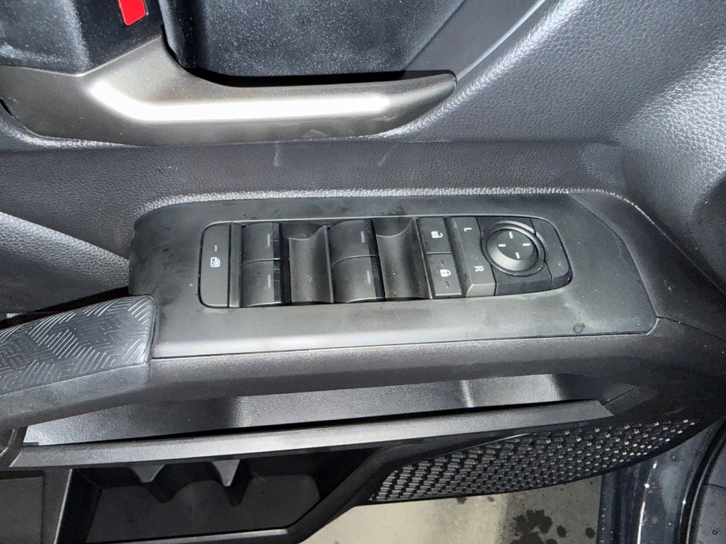 Toyota Tacoma 4x4 Double Cab 6M TRD Hors route (caisse 5 pi) 2025 à Cowansville, Québec - 27 - w1024h768px
