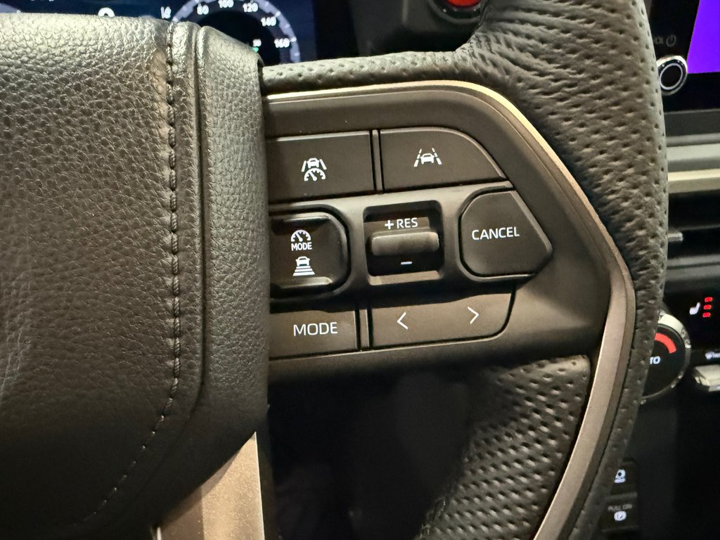 Toyota Tacoma 4x4 Double Cab 6M TRD Hors route (caisse 5 pi) 2025 à Cowansville, Québec - 39 - w1024h768px