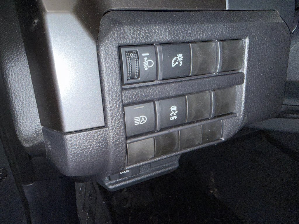 Toyota Tacoma 4x4 Double Cab 6M TRD Hors route (caisse 5 pi) 2025 à Cowansville, Québec - 28 - w1024h768px