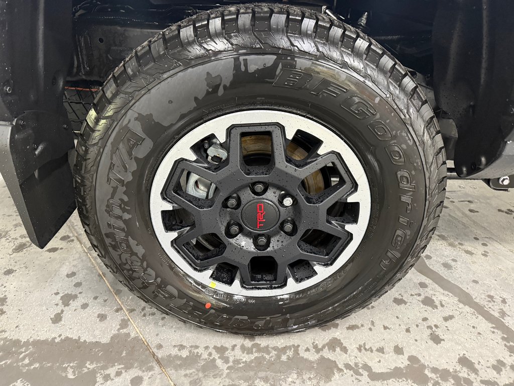 Toyota Tacoma 4x4 Double Cab 6M TRD Hors route (caisse 5 pi) 2025 à Cowansville, Québec - 20 - w1024h768px