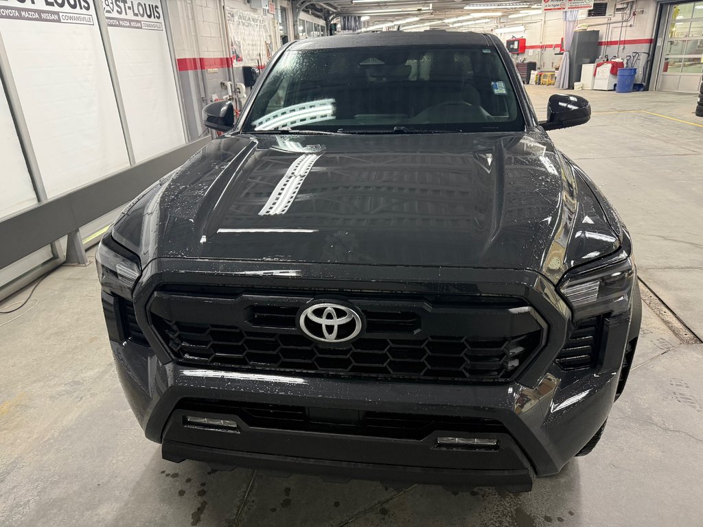 Toyota Tacoma 4x4 Double Cab 6M TRD Hors route (caisse 5 pi) 2025 à Cowansville, Québec - 3 - w1024h768px