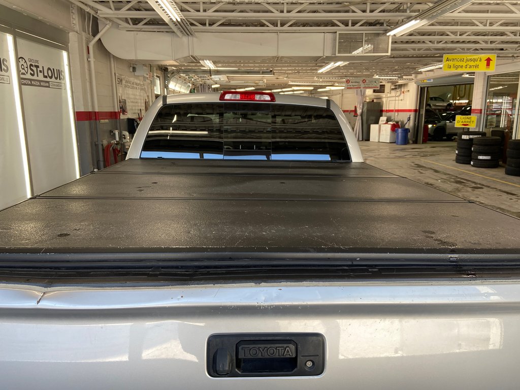 2016 Toyota Tundra SR5 in Cowansville, Quebec - 7 - w1024h768px