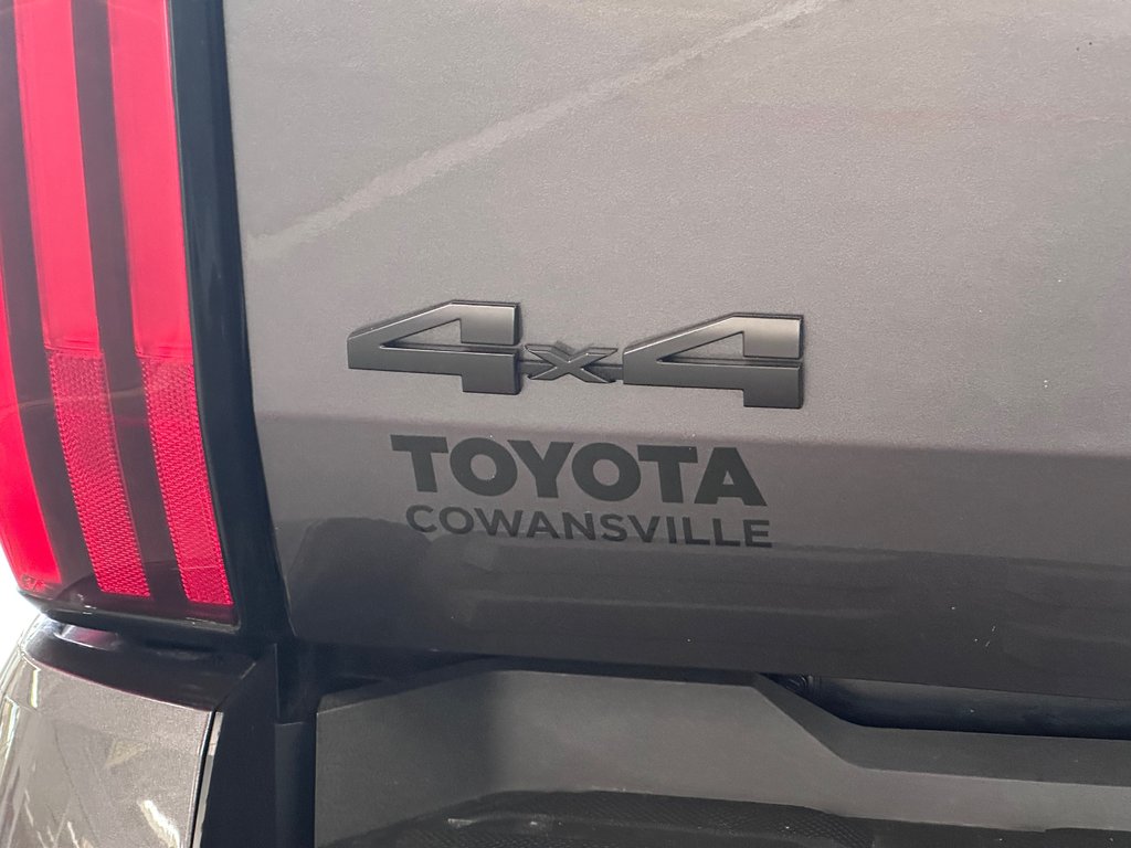 2022 Toyota Tundra TRD sport in Cowansville, Quebec - 6 - w1024h768px
