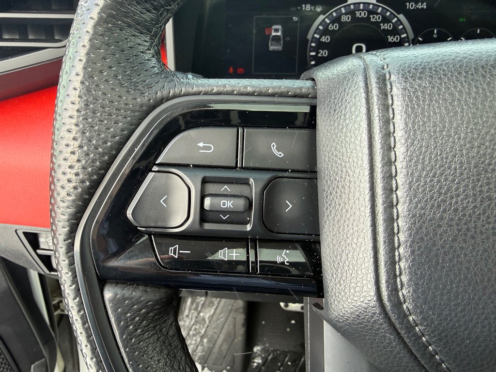 2023 Toyota Tundra TRD PRO in Cowansville, Quebec - 29 - w1024h768px