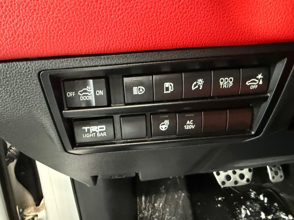 2023 Toyota Tundra TRD PRO in Cowansville, Quebec - 20 - w1024h768px
