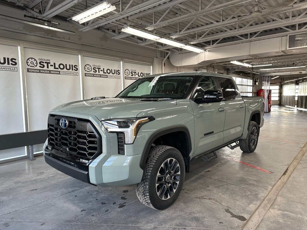 2024  Tundra Limited Hybrid LIFT KIT MARCHE PIEDS 9752 KM in Cowansville, Quebec - 2 - w1024h768px