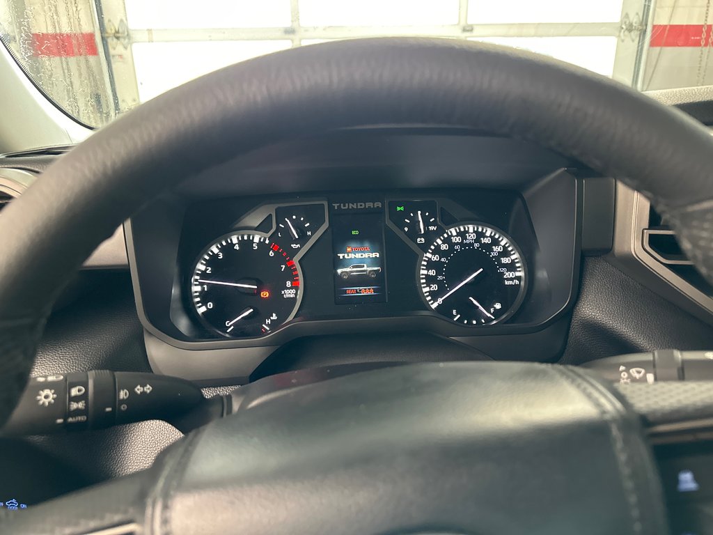 2024  Tundra SR5 Double cab in Cowansville, Quebec - 9 - w1024h768px