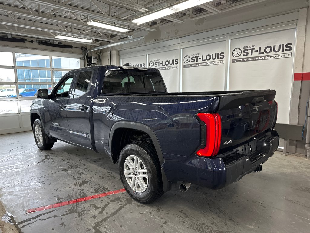 2024  Tundra SR5 Double cab in Cowansville, Quebec - 3 - w1024h768px