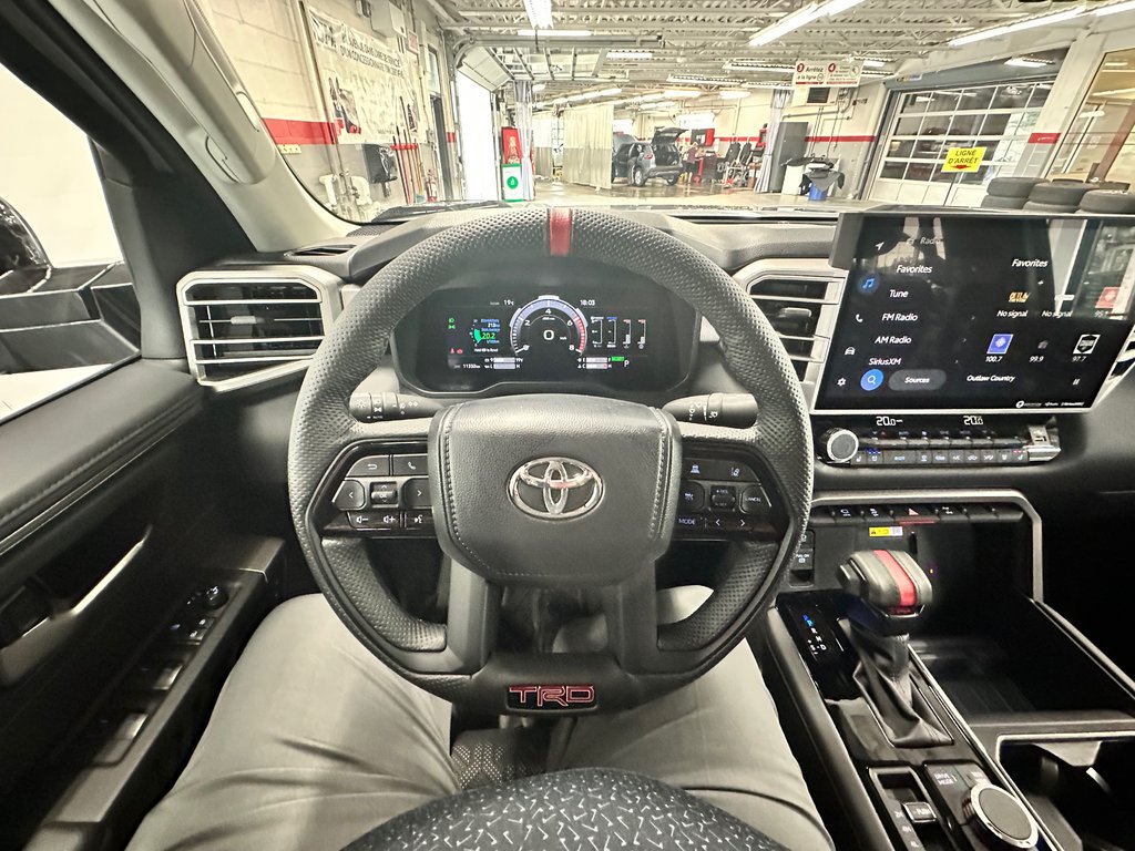 2024  TUNDRA HYBRID CREWMAX LIMITED MODIFIER in Cowansville, Quebec - 23 - w1024h768px