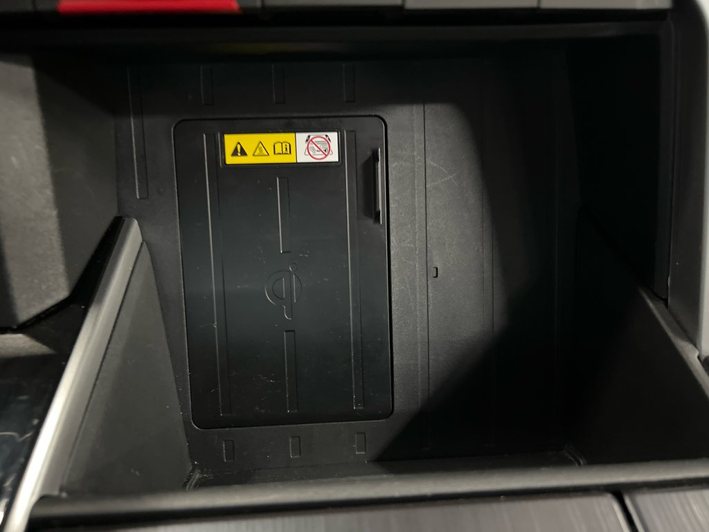 2024 Toyota Tundra Platinum in Cowansville, Quebec - 39 - w1024h768px