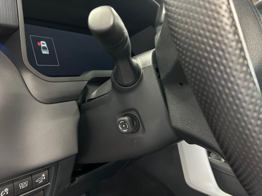 2024 Toyota Tundra Platinum in Cowansville, Quebec - 22 - w1024h768px