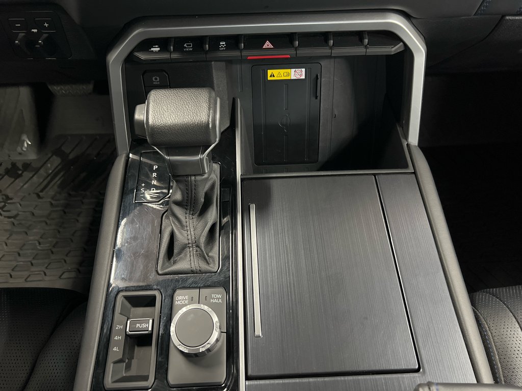 2024 Toyota Tundra Platinum in Cowansville, Quebec - 32 - w1024h768px