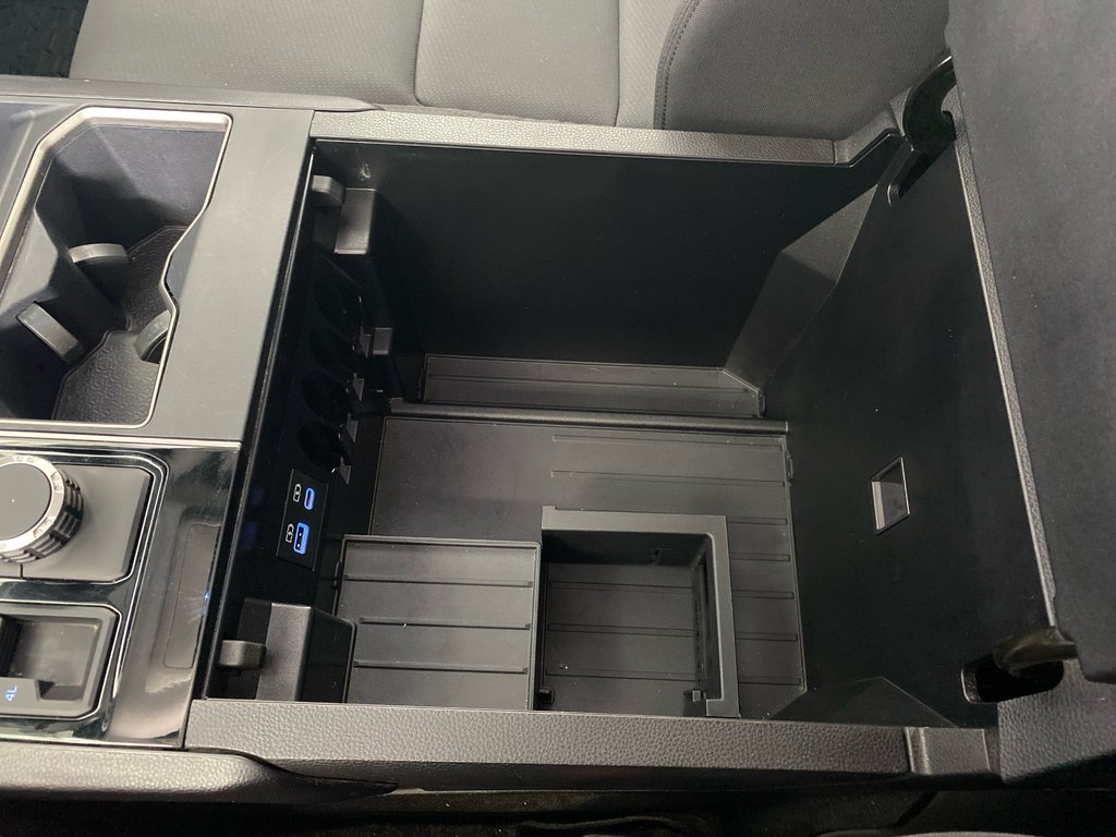 Toyota Tundra SR5 2024 à Cowansville, Québec - 31 - w1024h768px