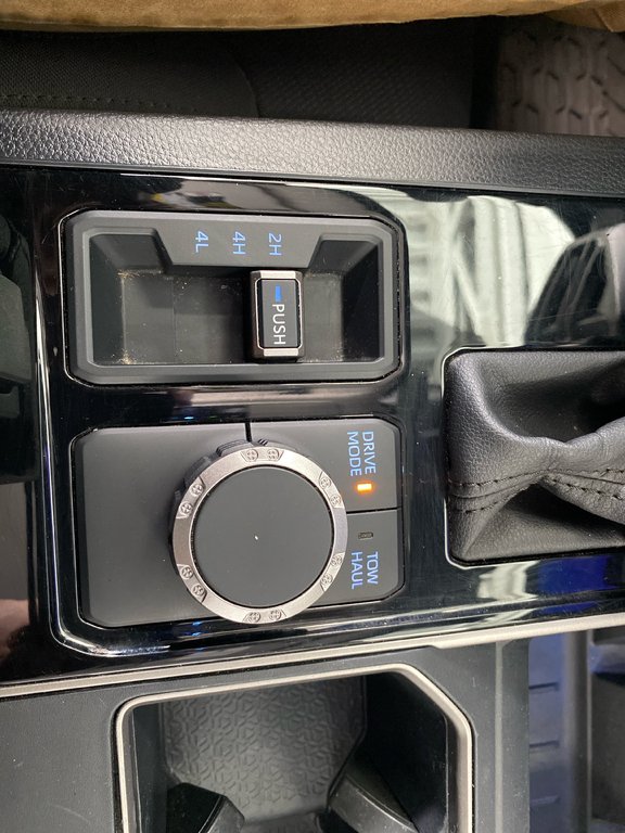 Toyota Tundra SR5 2024 à Cowansville, Québec - 29 - w1024h768px