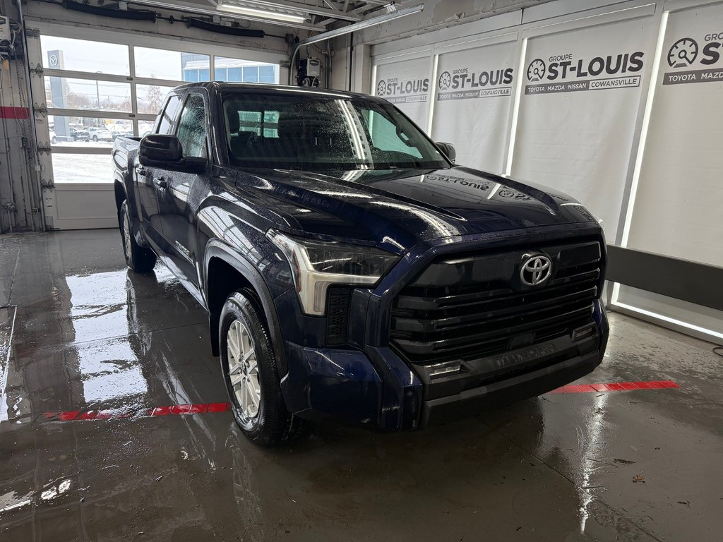 Toyota Tundra SR5 2024 à Cowansville, Québec - 5 - w1024h768px