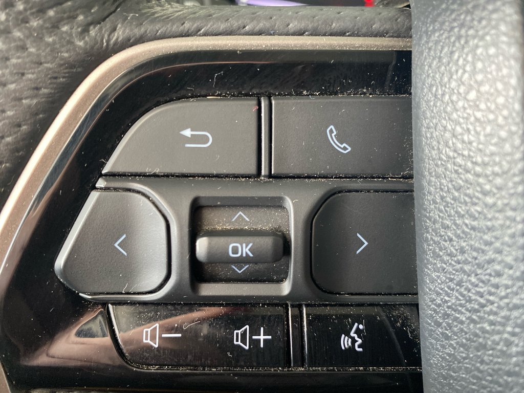 Toyota Tundra SR5 2024 à Cowansville, Québec - 19 - w1024h768px