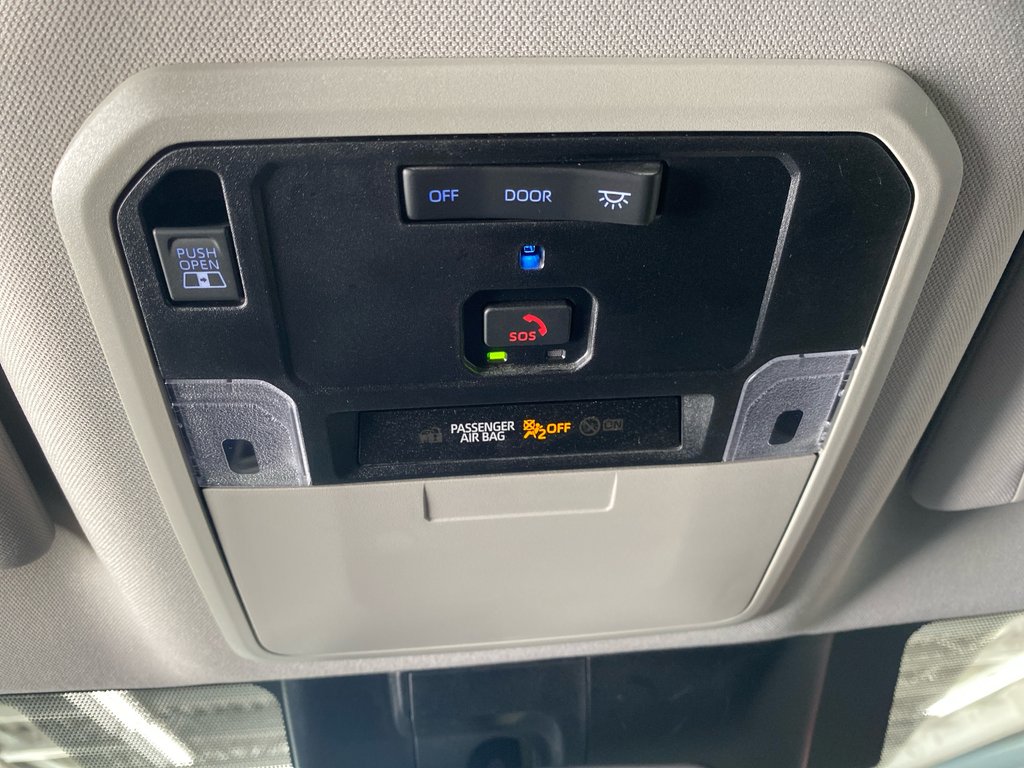 Toyota Tundra SR5 2024 à Cowansville, Québec - 27 - w1024h768px