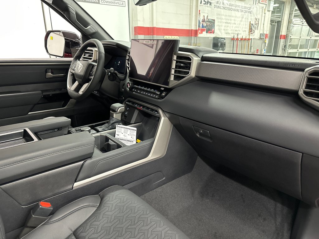 2025 Toyota TUNDRA HYBRID CREWMAX LIMITED in Cowansville, Quebec - 9 - w1024h768px