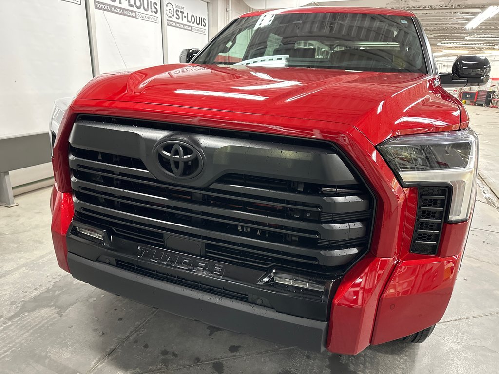 2025 Toyota TUNDRA HYBRID CREWMAX LIMITED in Cowansville, Quebec - 5 - w1024h768px