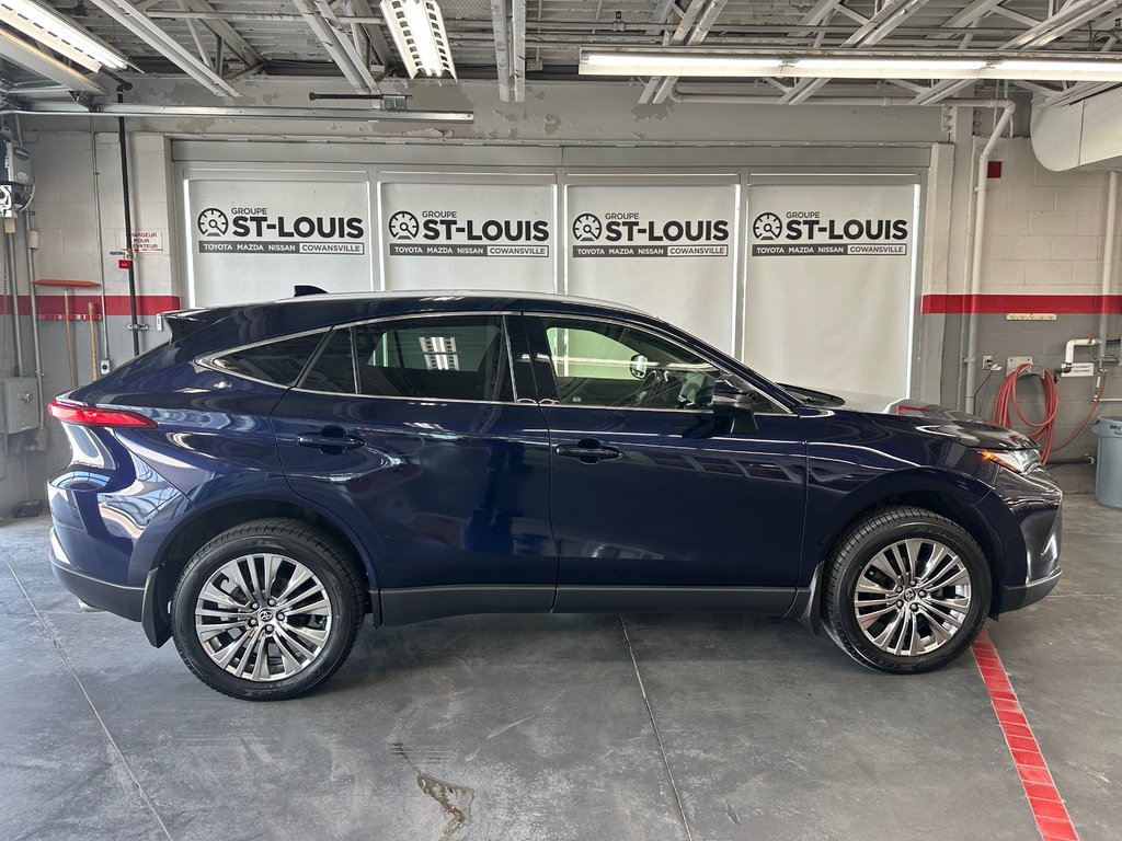 2022  Venza XLE -Sièges chauffants et ventilé- in Cowansville, Quebec - 8 - w1024h768px