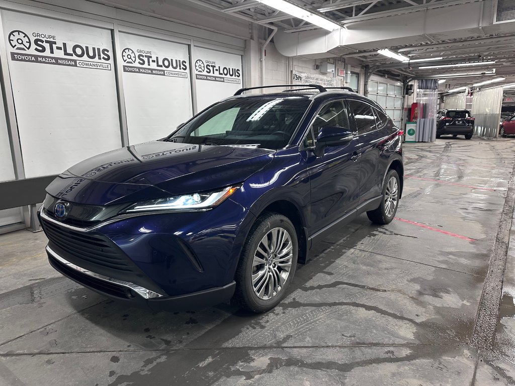 Toyota Venza XLE AWD - Cuir - Sièges et volant chauffant - Camé 2022 à Cowansville, Québec - 1 - w1024h768px