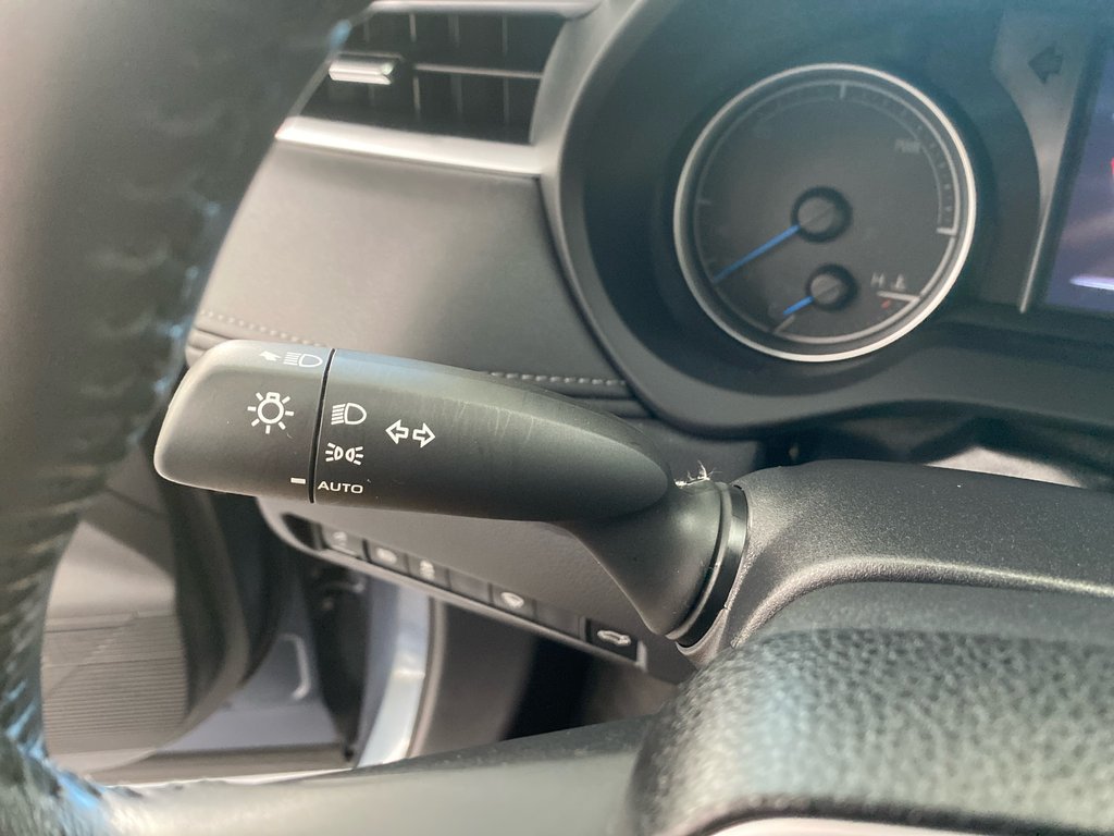 Toyota Venza LE 2022 à Cowansville, Québec - 14 - w1024h768px