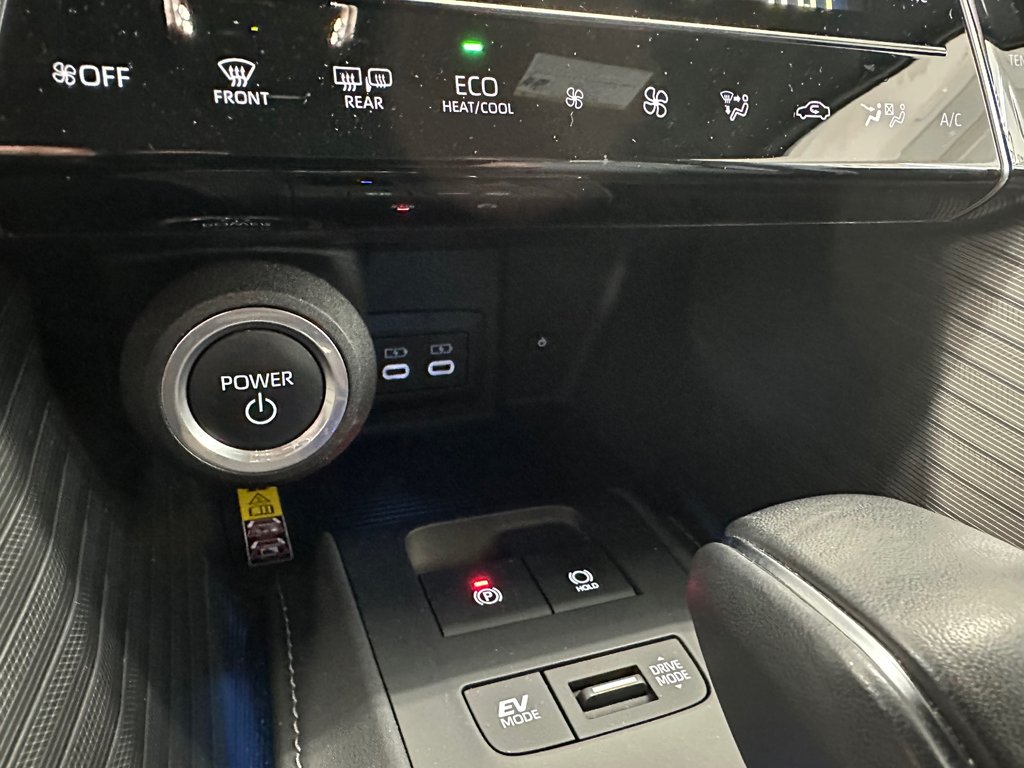 Toyota Venza XLE 2023 à Cowansville, Québec - 24 - w1024h768px