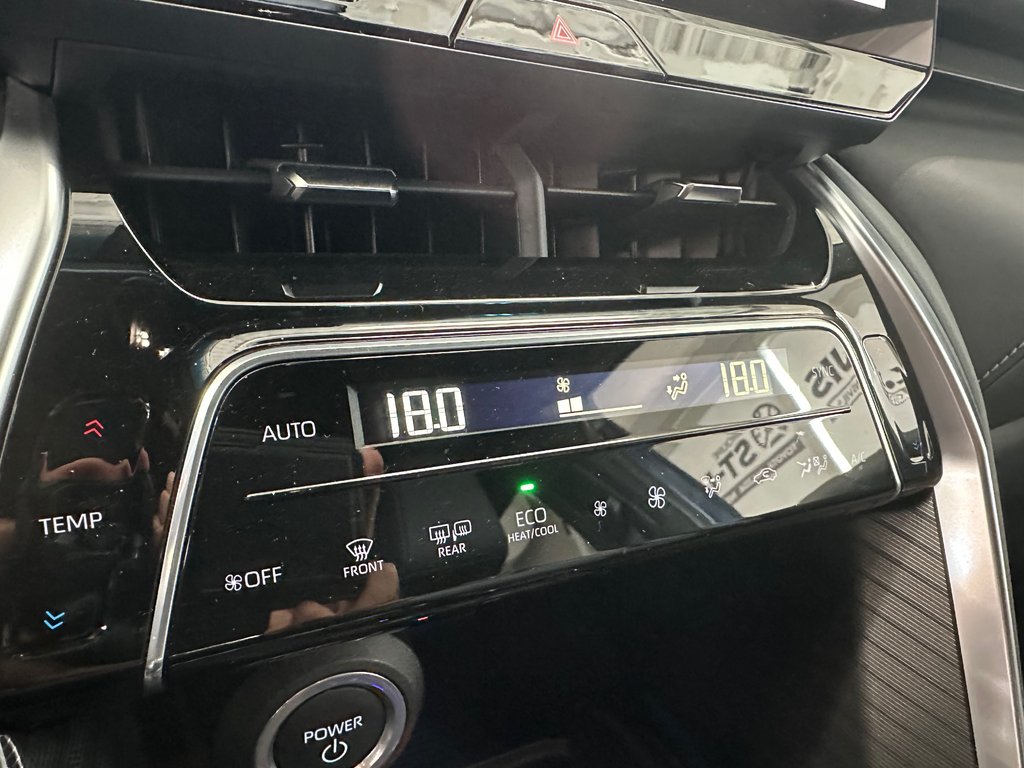 Toyota Venza XLE 2023 à Cowansville, Québec - 19 - w1024h768px